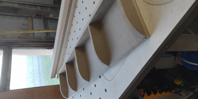 Assemblage d'une tête de lit sur mesure à Paluel