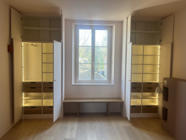 Création de placards sur mesure avec éclairage LED intégré en Seine-Maritime